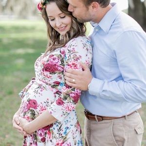 Pink Blush maternity dress in XS
